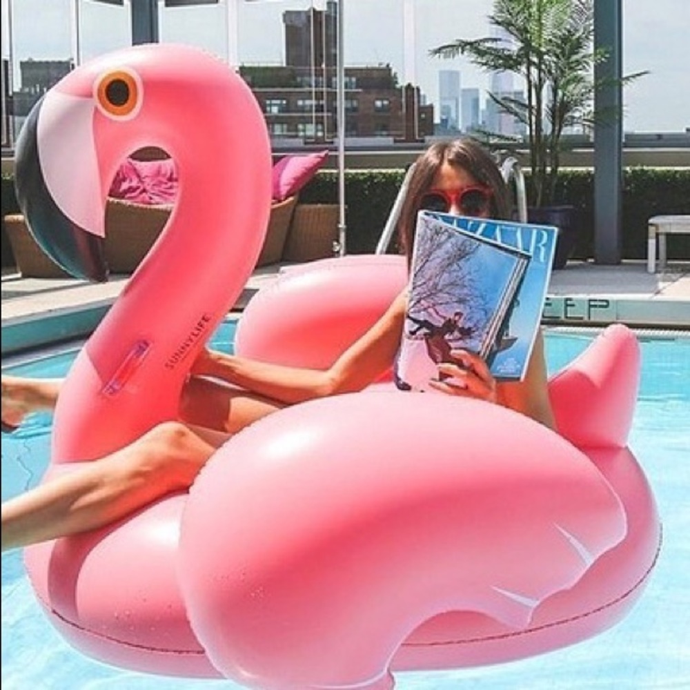 Sunnylife Really Big Inflatable Flamingo
